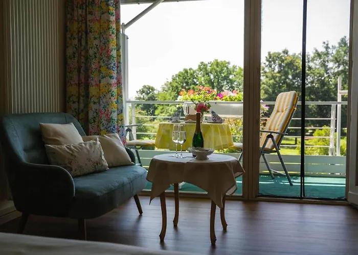 Apartament Wundervolles Am Kurpark In Bad Birnbach